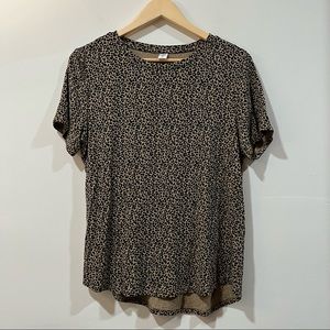 Old Navy Leopard Print Short Sleeve Shirt